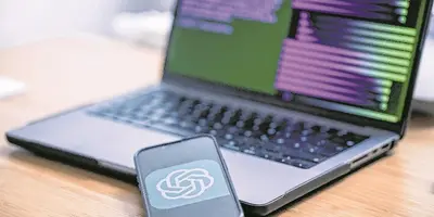 Laptop mit KI-Programm