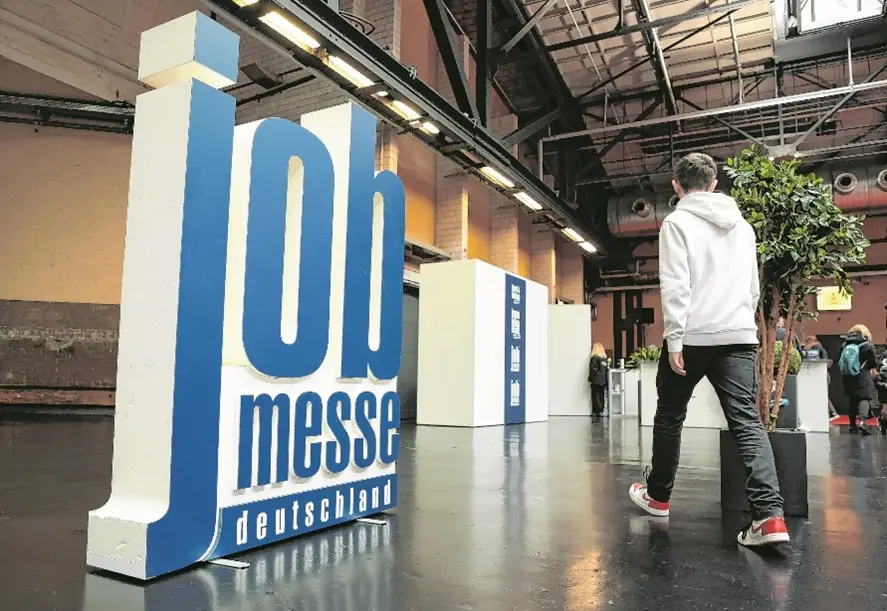 Eingangshalle einer Job-Messe