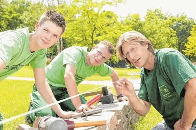 Auszubildende zum Landschaftsgärtner